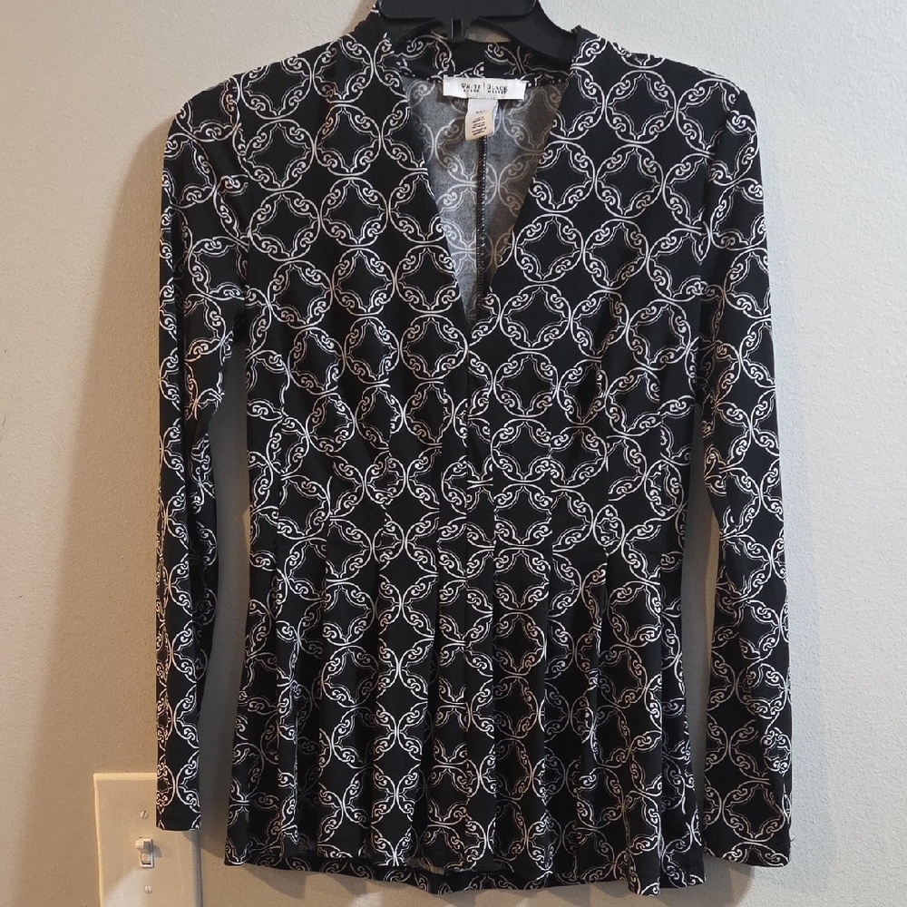 White House Black Market Black and White Patterned Blouse